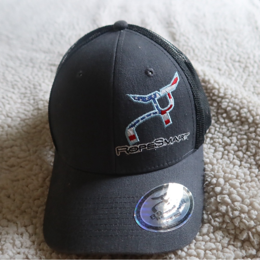 RopeSmart Black Cap with Logo